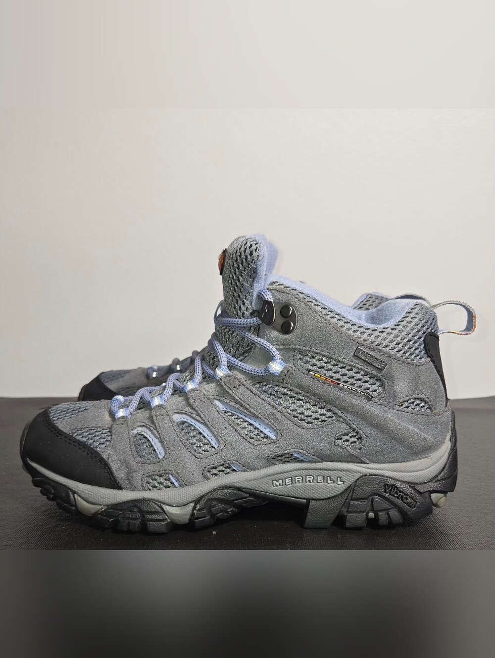 Merrell Womens Moab Mid Gore-Tex Grey Periwinkle Waterproof Boots size 7.5